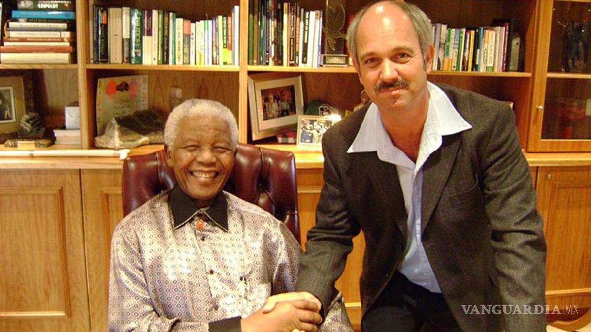 Guardia de prisión de Mandela: "Era como mi padre"