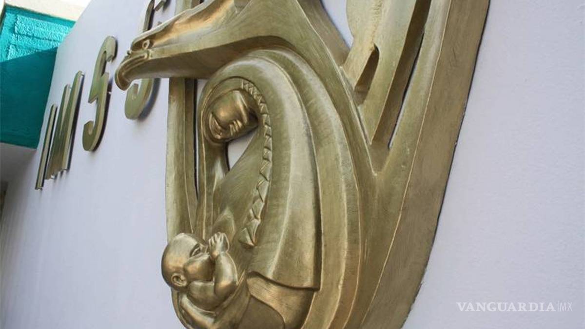 Sigue ‘misterio’ en torno a muerte de niña en clínica del IMSS en Saltillo