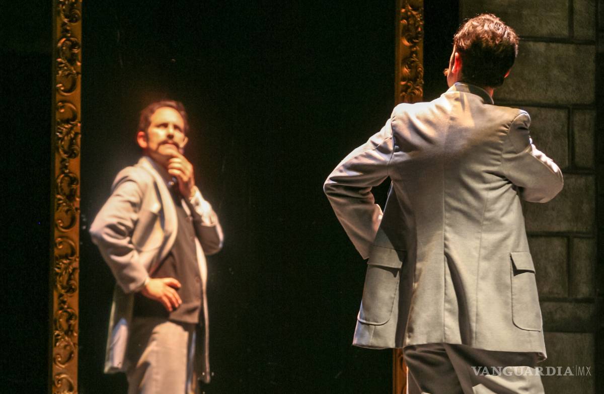 $!Aterroriza a saltillenses 'El fantasma en el espejo'