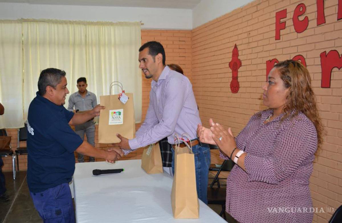 $!Bomberos de Nava, entregados a servir a la población