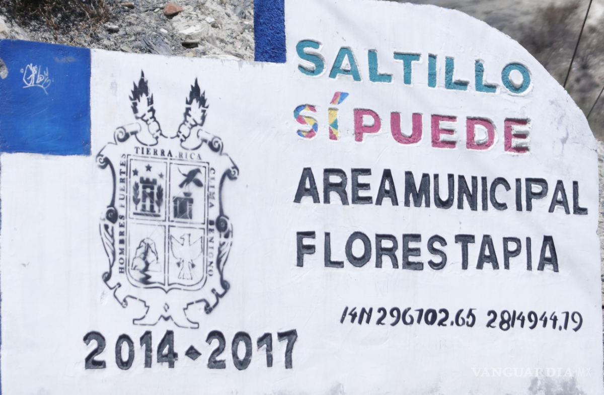 $!En las cercanías del Cerro del Pueblo de Saltillo se advierten señales de que administraciones del ayuntamiento de 2014 a 2017 estuvo presente en el área. Sin embargo, el entorno actual muestra carencias.