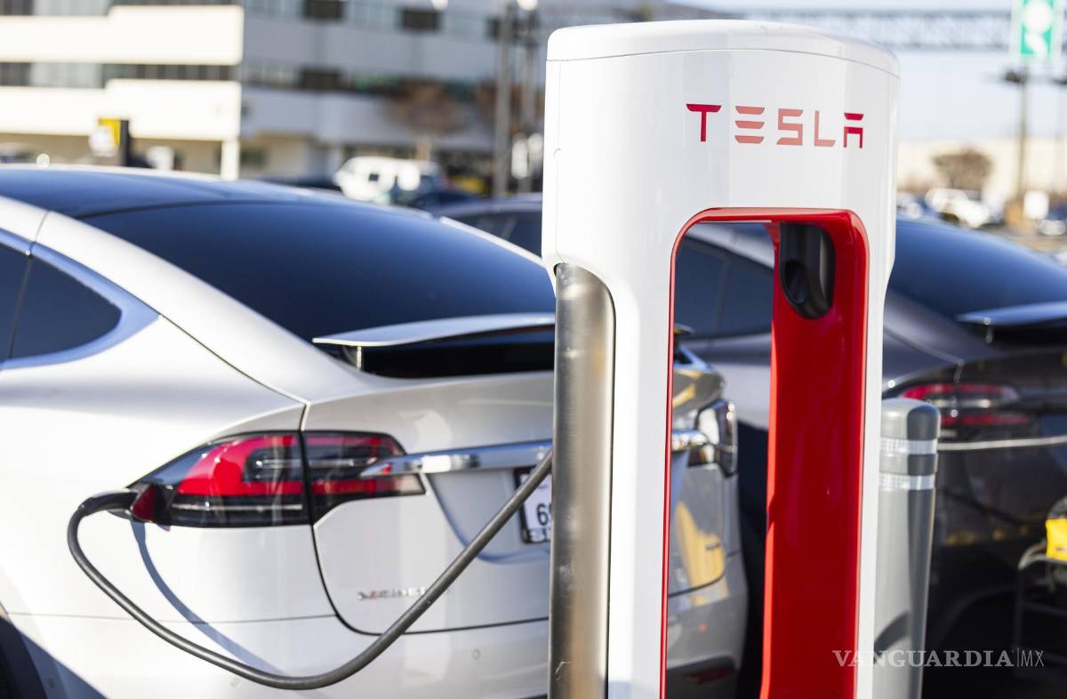 $!Tesla cumplió con sus expectativas de ventas en 2023 y superó ligeramente los pronósticos de Wall Street.