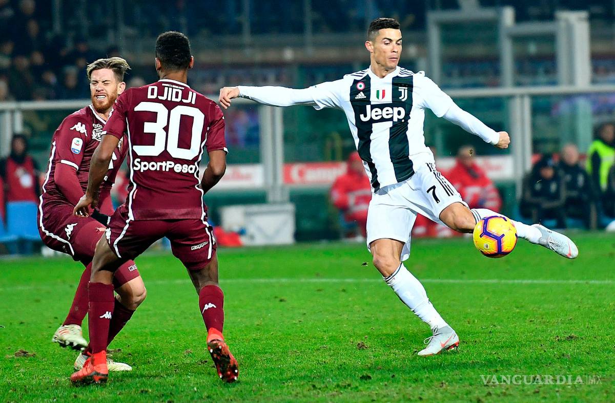 $!Con festejo polémico incluido, Cristiano Ronaldo anota gol 5000 de la Juventus en el Derby