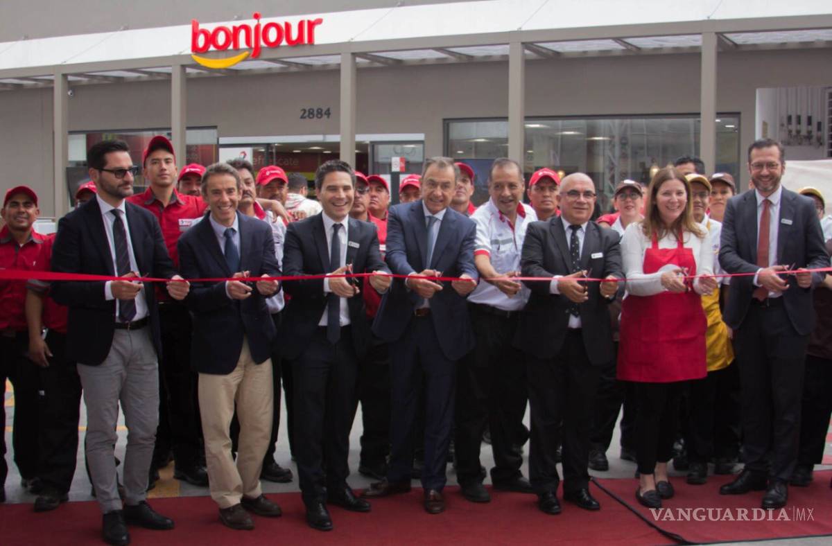 $!Llega a México TOTAL, el nuevo contrincante de Oxxo y Petro Seven