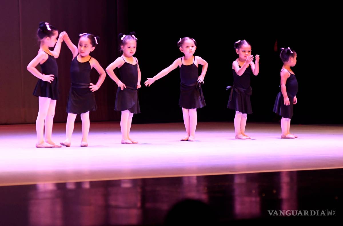 $!Escuela de Danza Profesional de Coahuila: 20 años de formación sólida de talentos