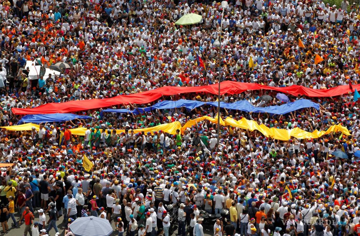 $!Dos muertos y casi 200 detenidos en paro general en Venezuela