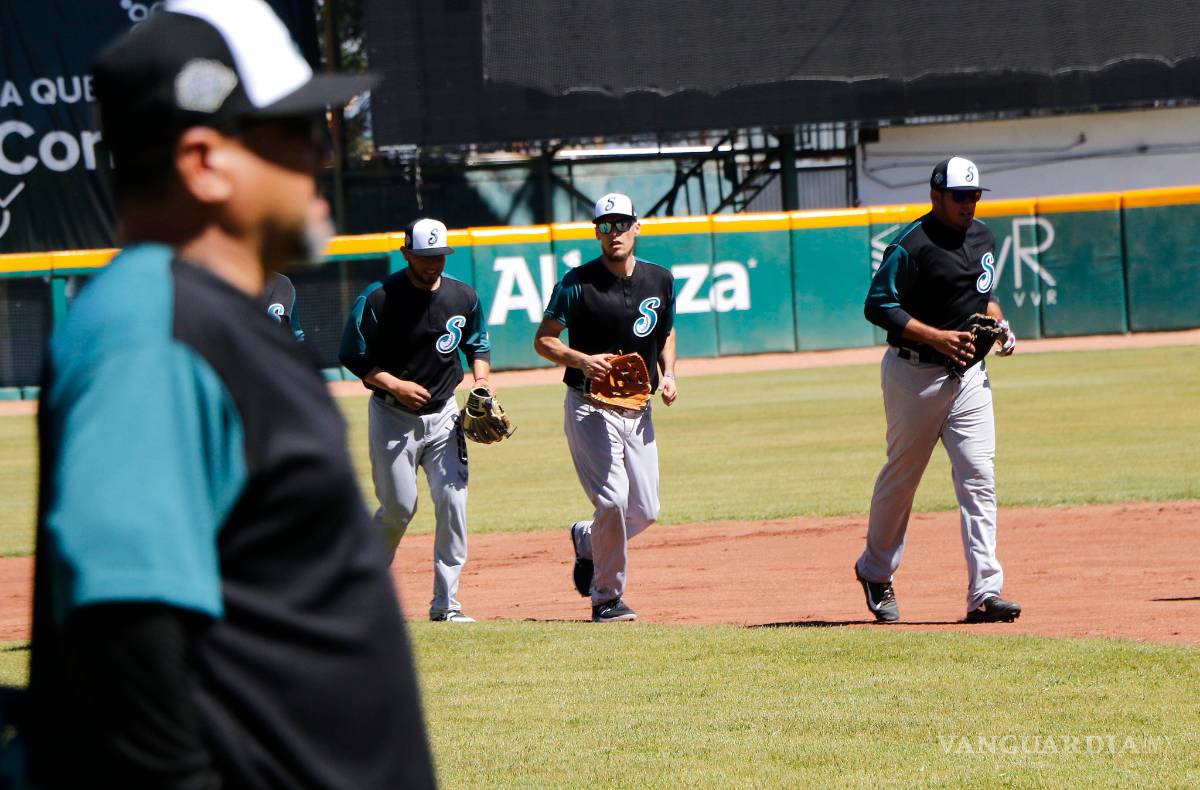 $!Así fue el primer día de pretemporada de los Saraperos de Saltillo (fotos)