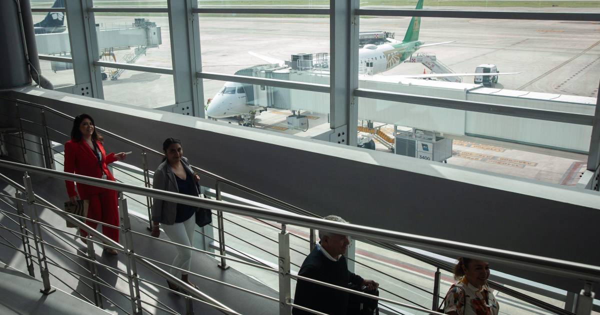 Ante cancelación de vuelos a EU, dice SICT que se ha cumplido con pacto aéreo