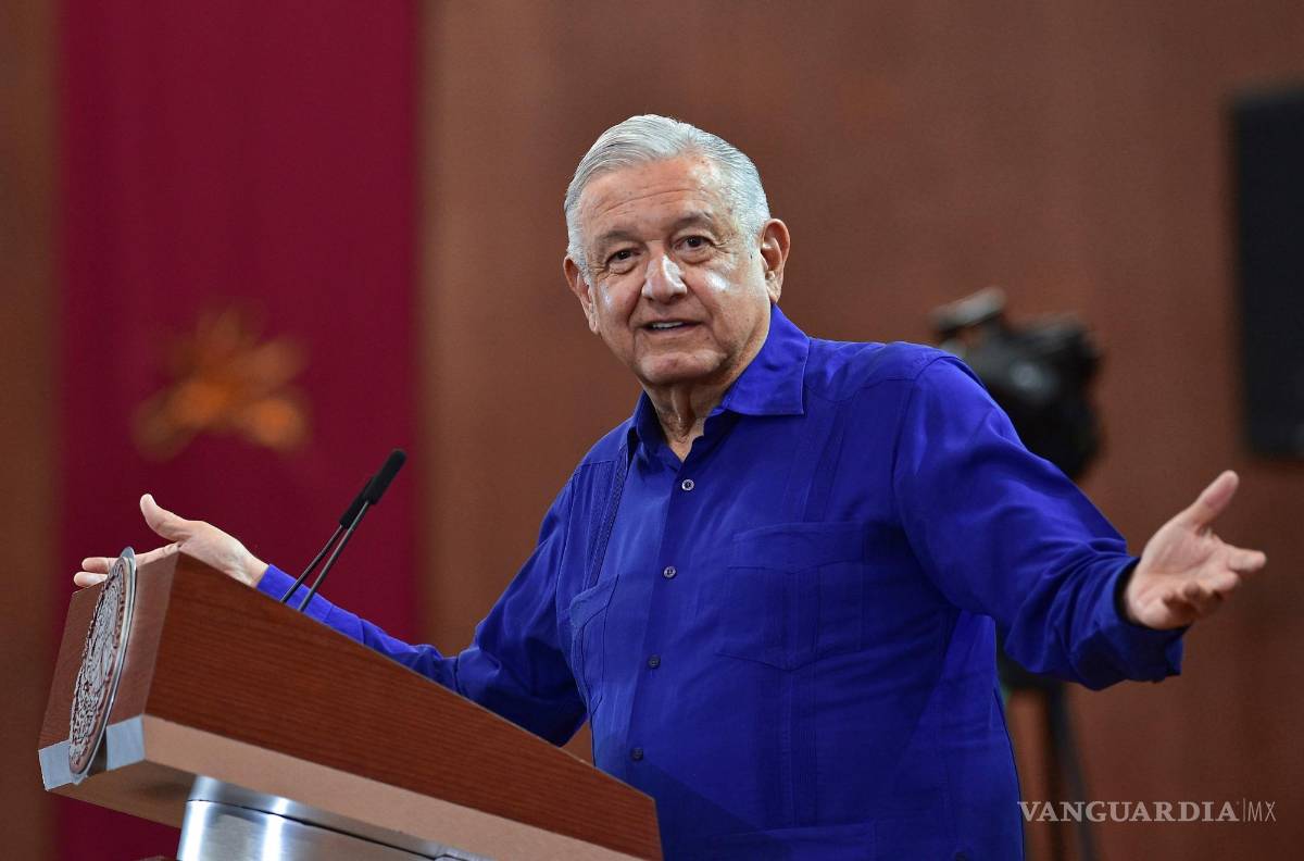 $!El secretario de Transportes de México, Jorge Arganis, vinculado al caso de los papeles de Pandora, está presente en la lista de personas que movieron fortunas a paraísos fiscales debido a un fraude que sufrió en 1998, según aseguró al presidente Andrés Manuel López Obrador. EFE/Presidencia de México