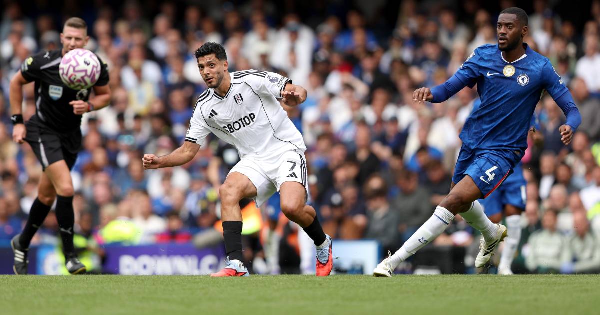 Raúl Jiménez llega a 200 partidos en la Premier League en derrota del Fulham ante Chelsea