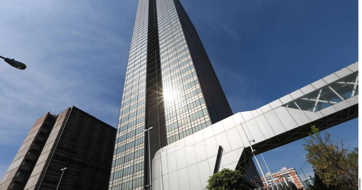 Es Pemex hoyo negro; triplica 4T los apoyos