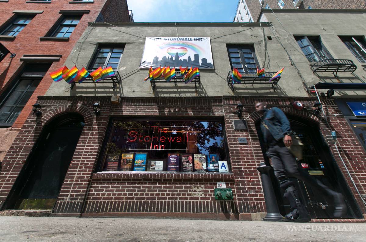 $!Rebelión en el bar Stonewall Inn, así nació el DÍA del ORGULLO GAY