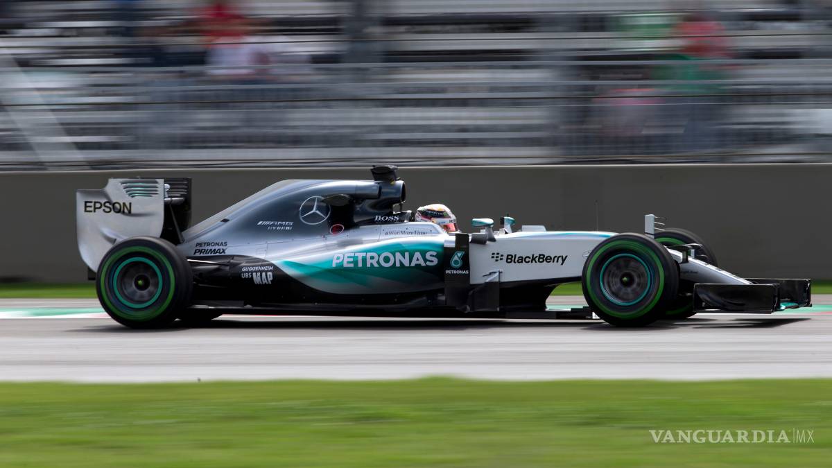 Hamilton rompe récord de velocidad en práctica del Gran Premio