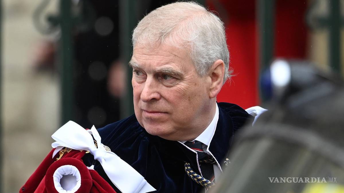 Así inicia el reinado del Carlos III tras una larga espera para ser el monarca británico (fotos)