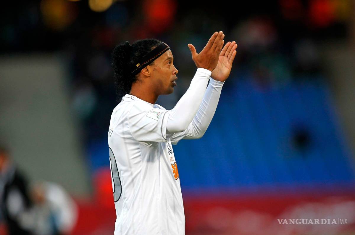 $!¡Ronaldinho está en la quiebra! De ser multimillonario a tener sólo 132 pesos en el banco