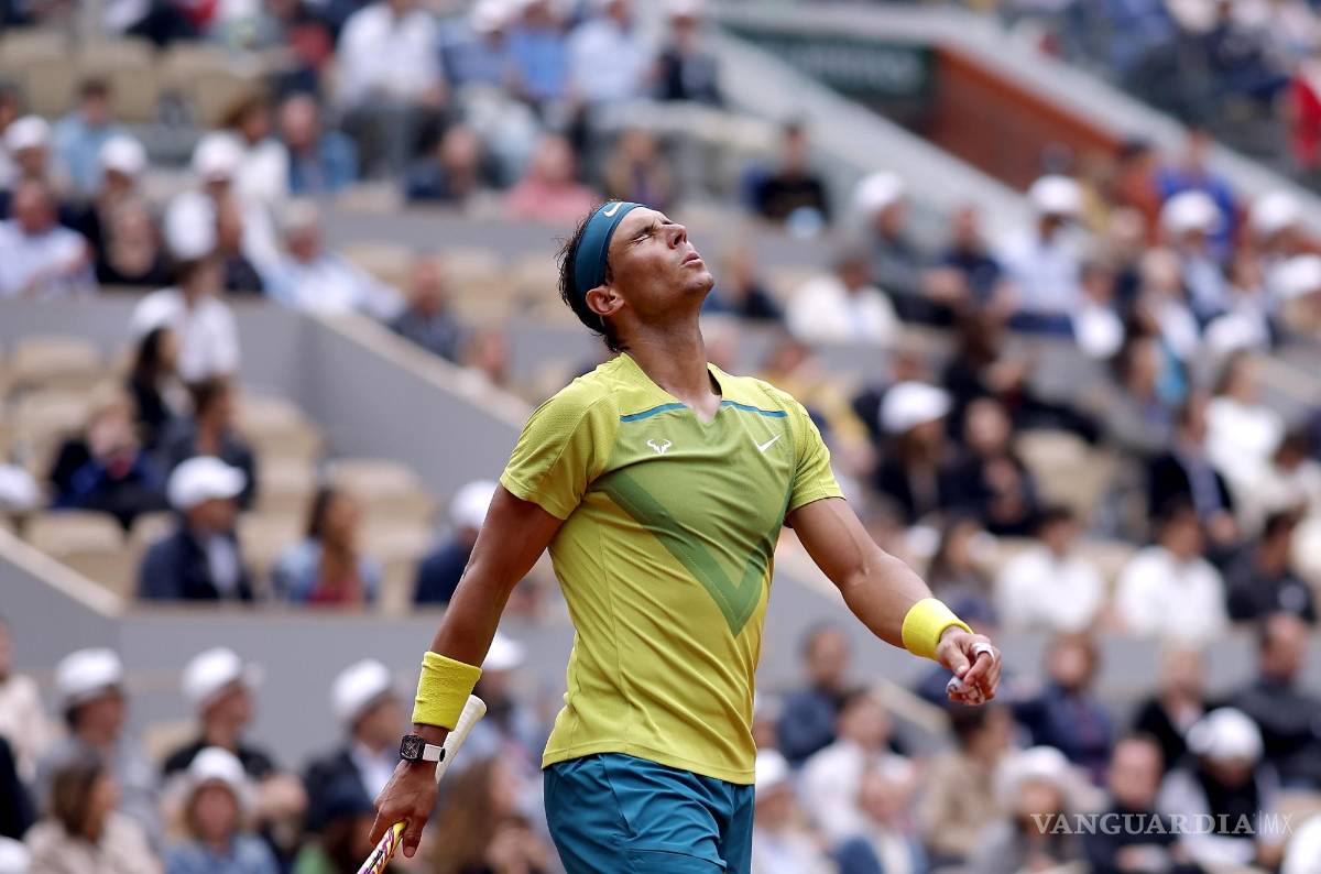 $!Rafael Nadal de España juega Jordan Thompson de Australia en su partido de primera ronda de hombres en Roland Garros en París, Francia