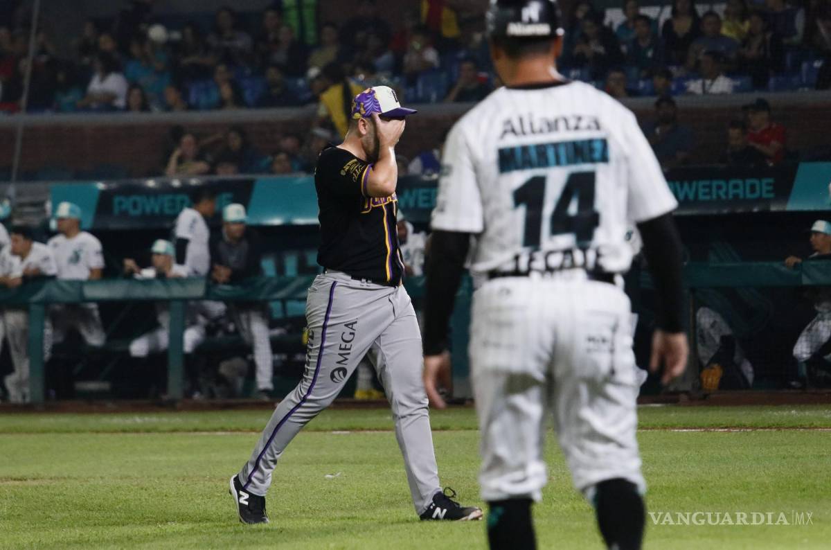 $!Dorados se vio en desventaja momentáneamente durante el primero de la serie.