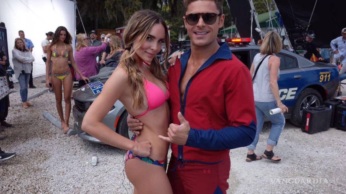 Una sexy latina incendia Guardianes de la Bahía: Belinda