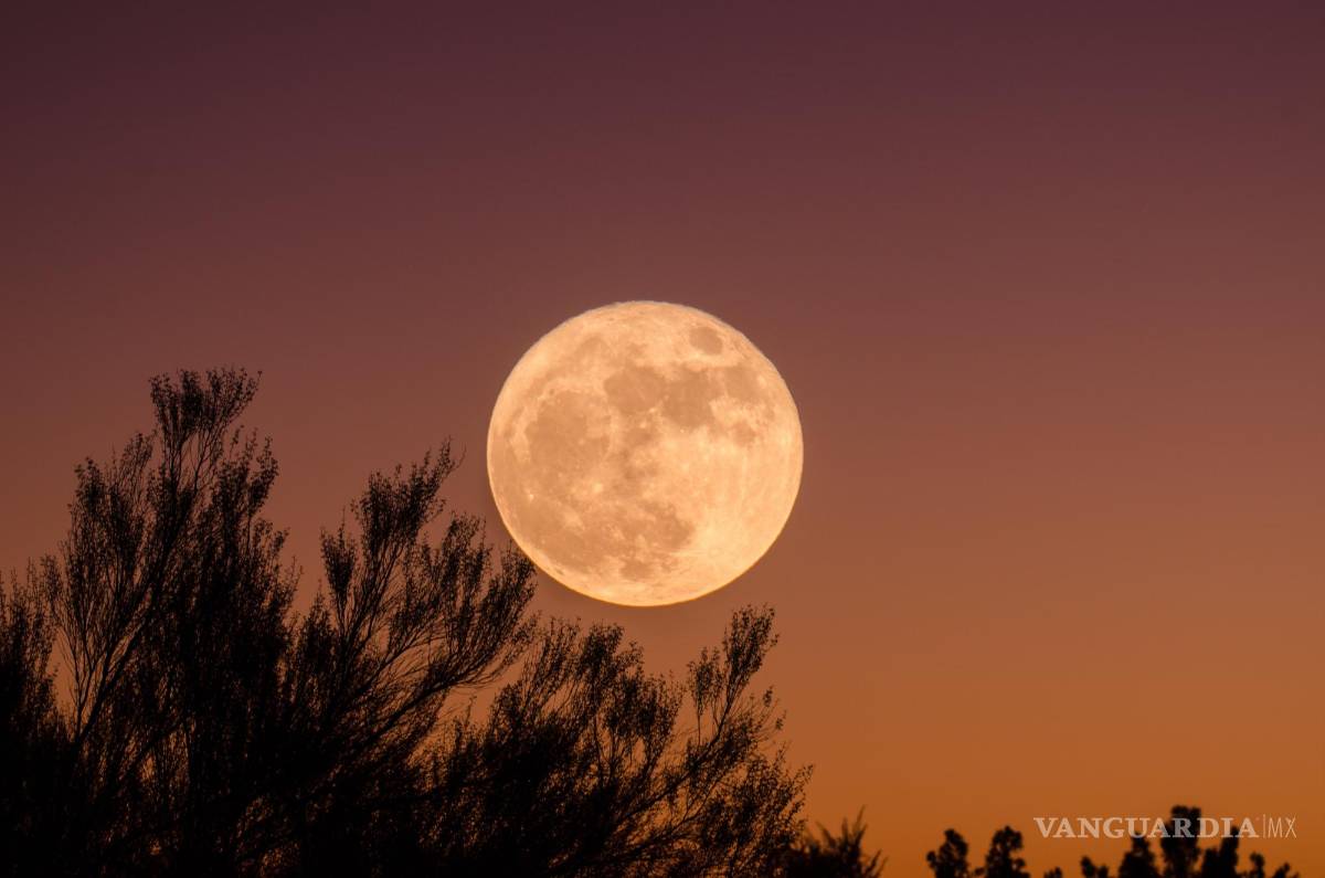 $!La superluna de cosecha nos ofrece más tiempo de luz por la tarde.
