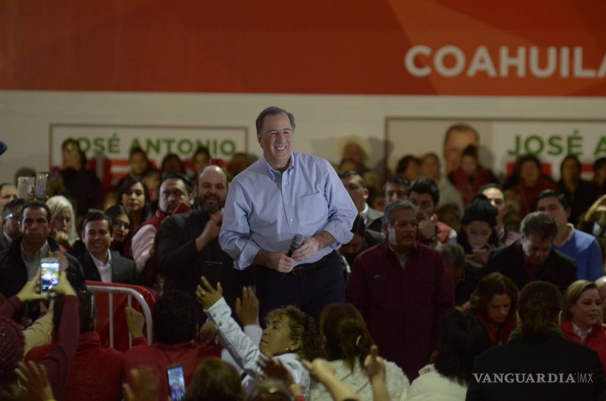 $!'Las calles son para los ciudadanos y las cárceles para los delincuentes', ratifica Meade en Saltillo