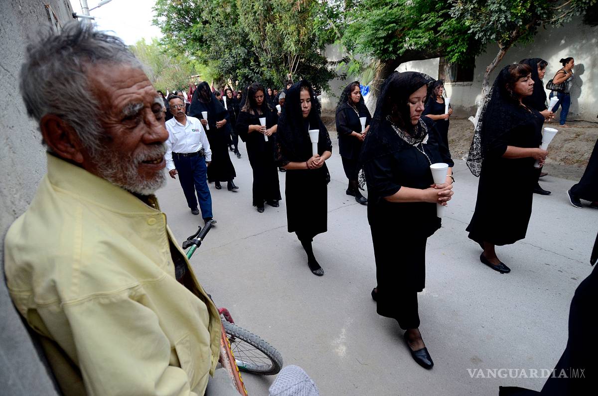 $!Más de 12 mil personas acudieron a Procesión de Silencio en Viesca