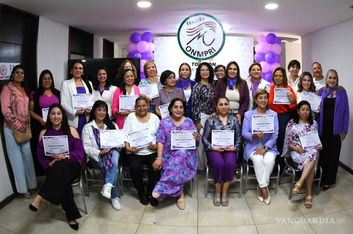 $!Autoridades partidistas y especialistas participaron en la jornada conmemorativa del Día Internacional de la Mujer.