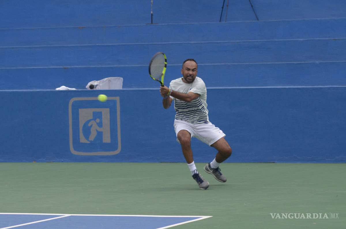 $!Luis Patiño derrota a Miguel Gallardo y está en semifinales