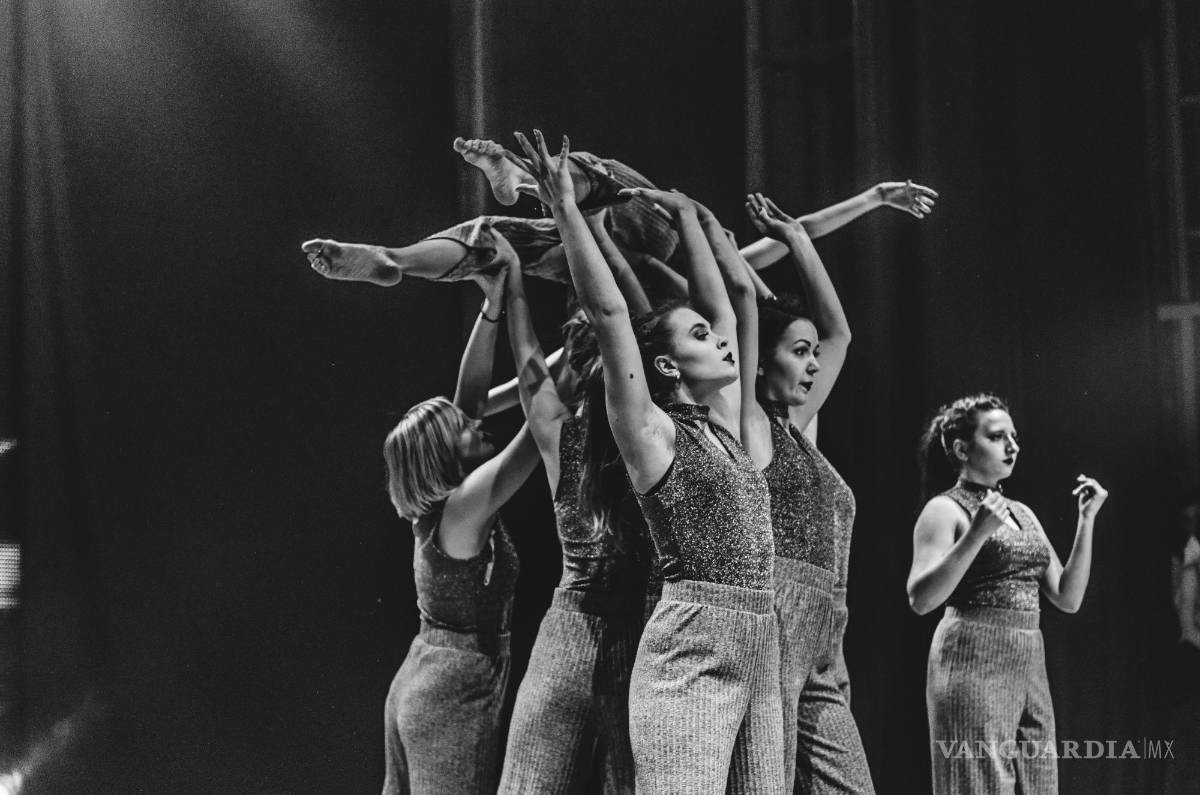 $!El síndrome de la persona rígida causa rigidez progresiva en el cuerpo y espasmos musculares severos.