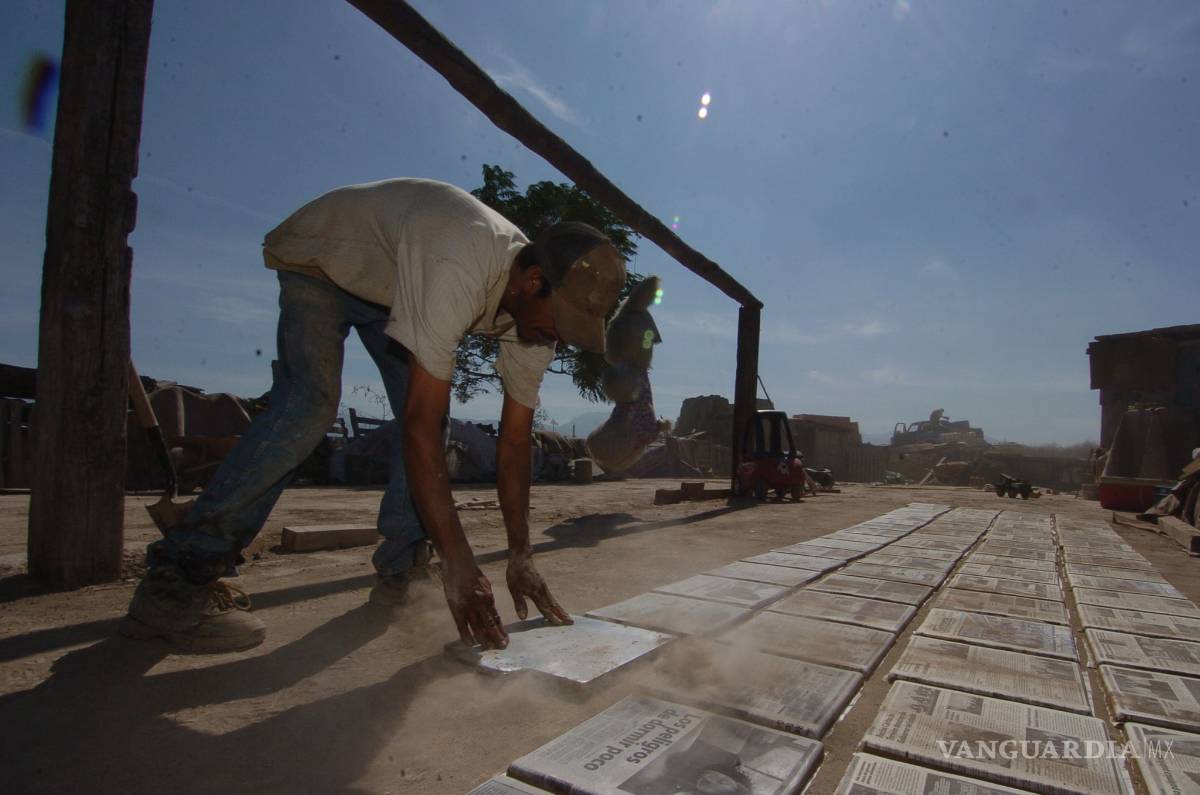 $!Se desmorona un oficio en Saltillo: el ladrillero