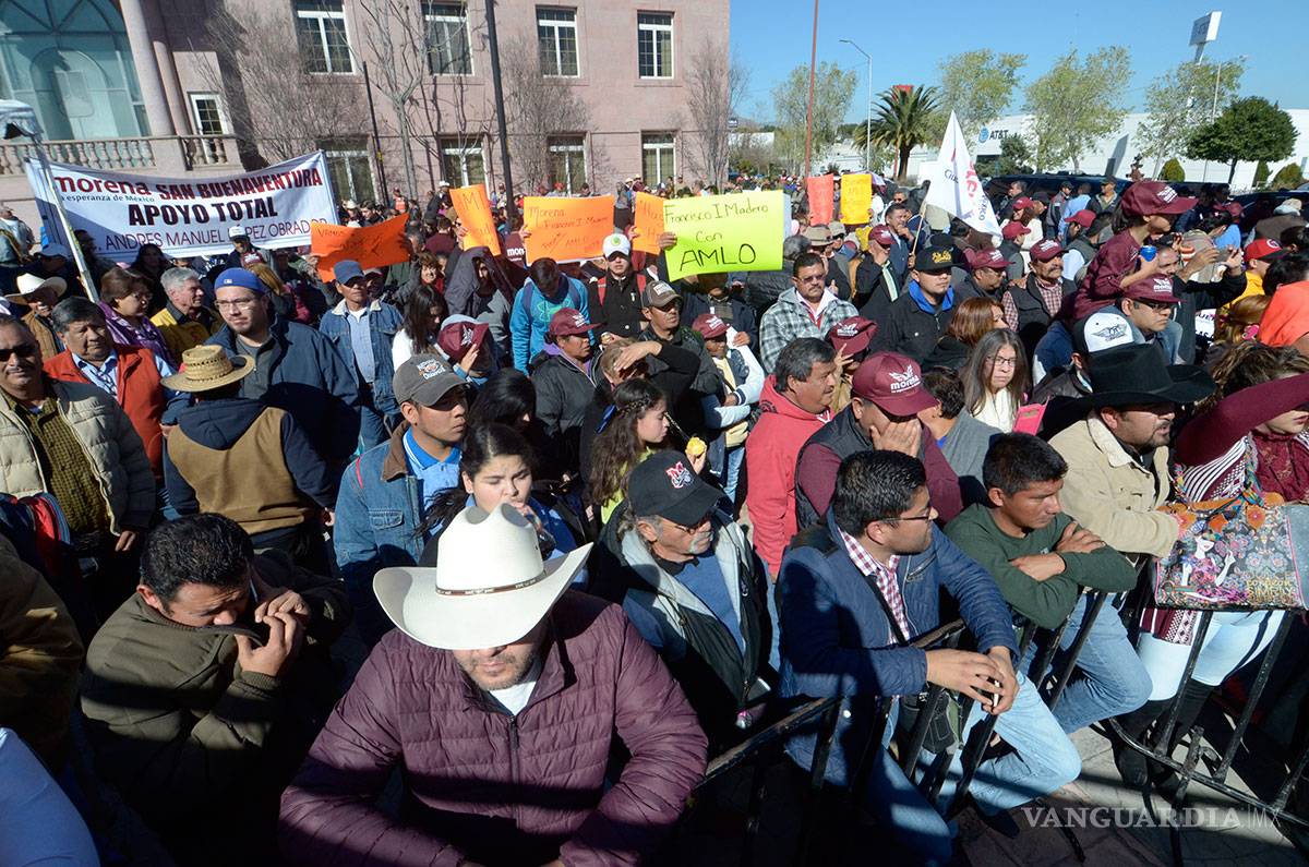 $!'No hay que preocuparse por Trump, México es un país fuerte y trabajador': López Obrador en Saltillo
