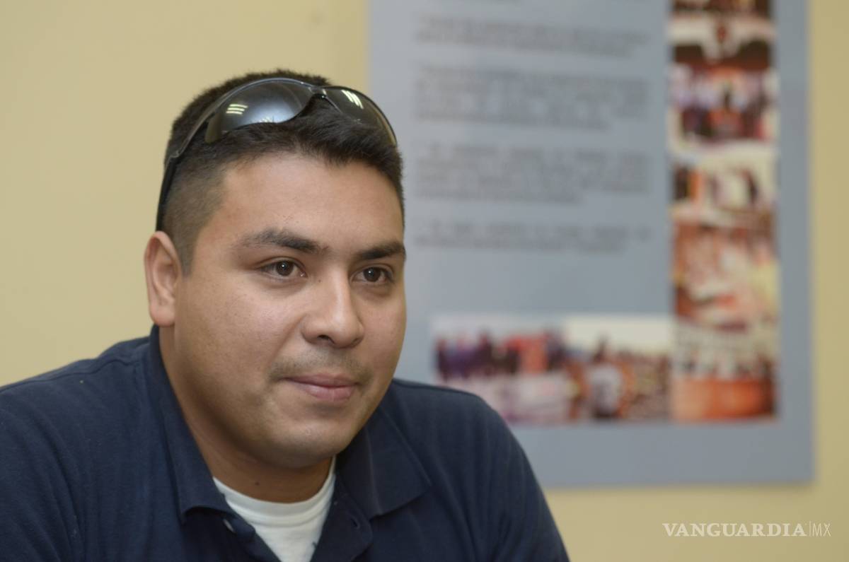 $!Bomberos, policías, camareras y enfermeras, recibirán el Año Nuevo velando por los saltillenses