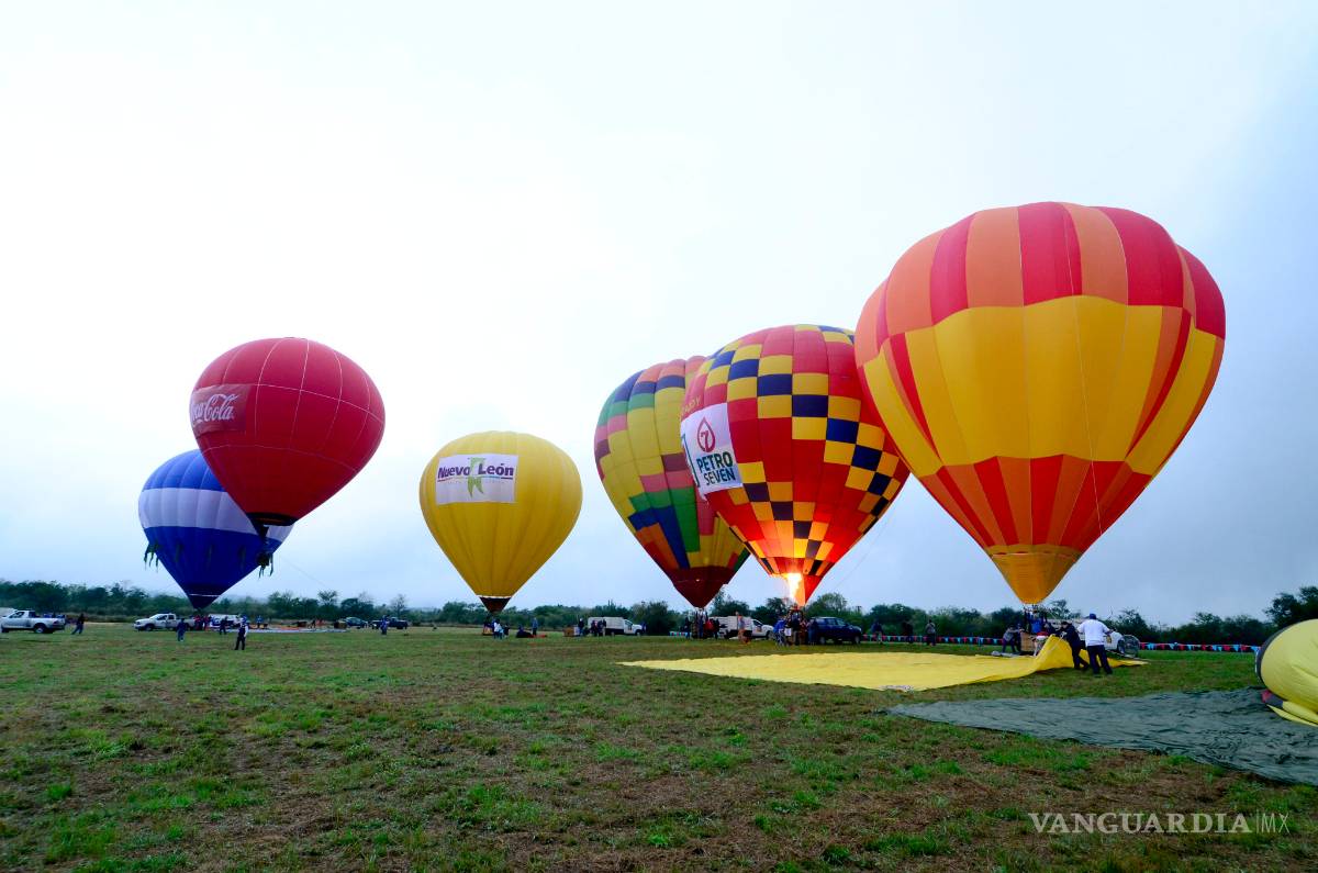 $!Festival del globo aerostático Cielo Mágico, colorido y mágia en Santiago, NL (Fotos)