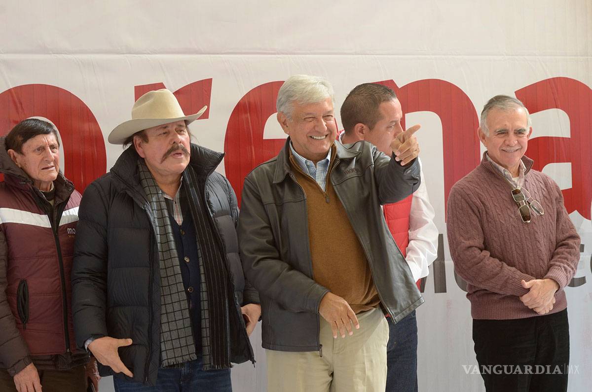 $!'No hay que preocuparse por Trump, México es un país fuerte y trabajador': López Obrador en Saltillo