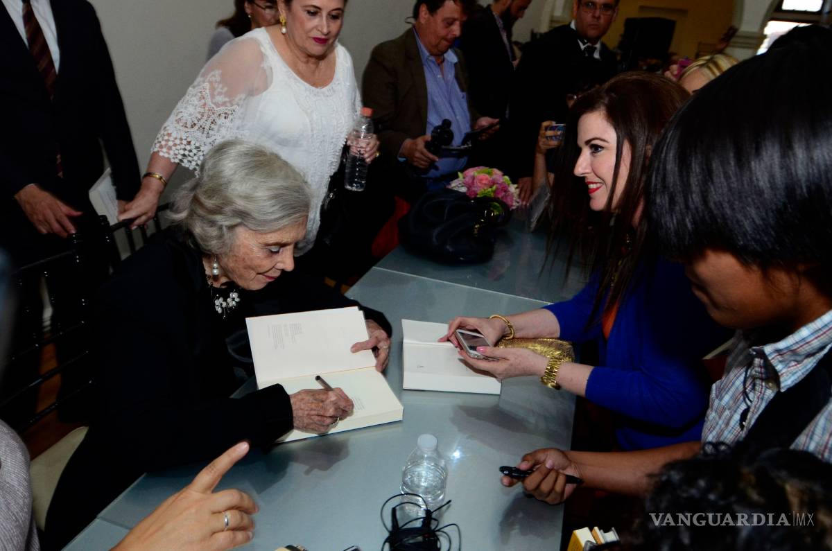 $!Seis apuntes sobre el periodismo en México según Elena Poniatowska