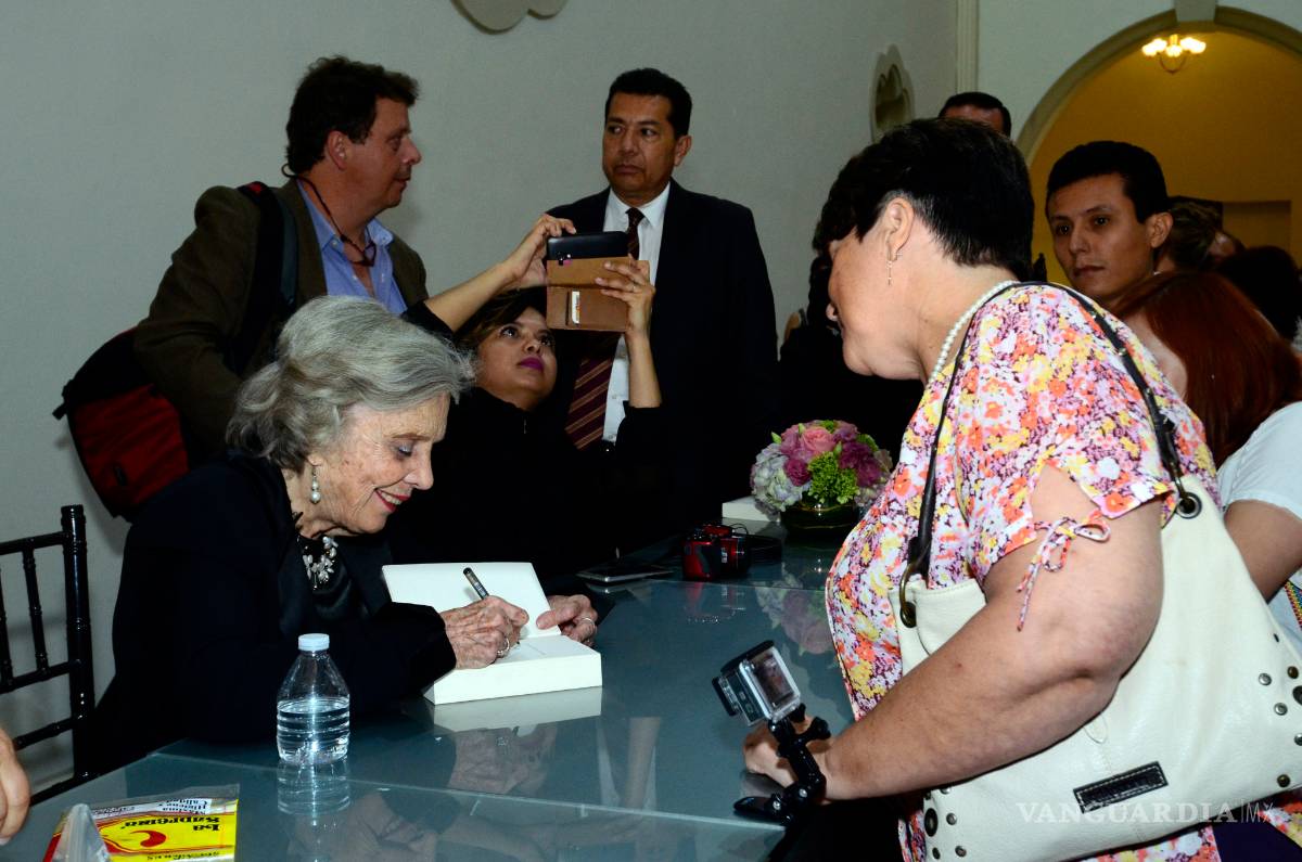 $!Seis apuntes sobre el periodismo en México según Elena Poniatowska