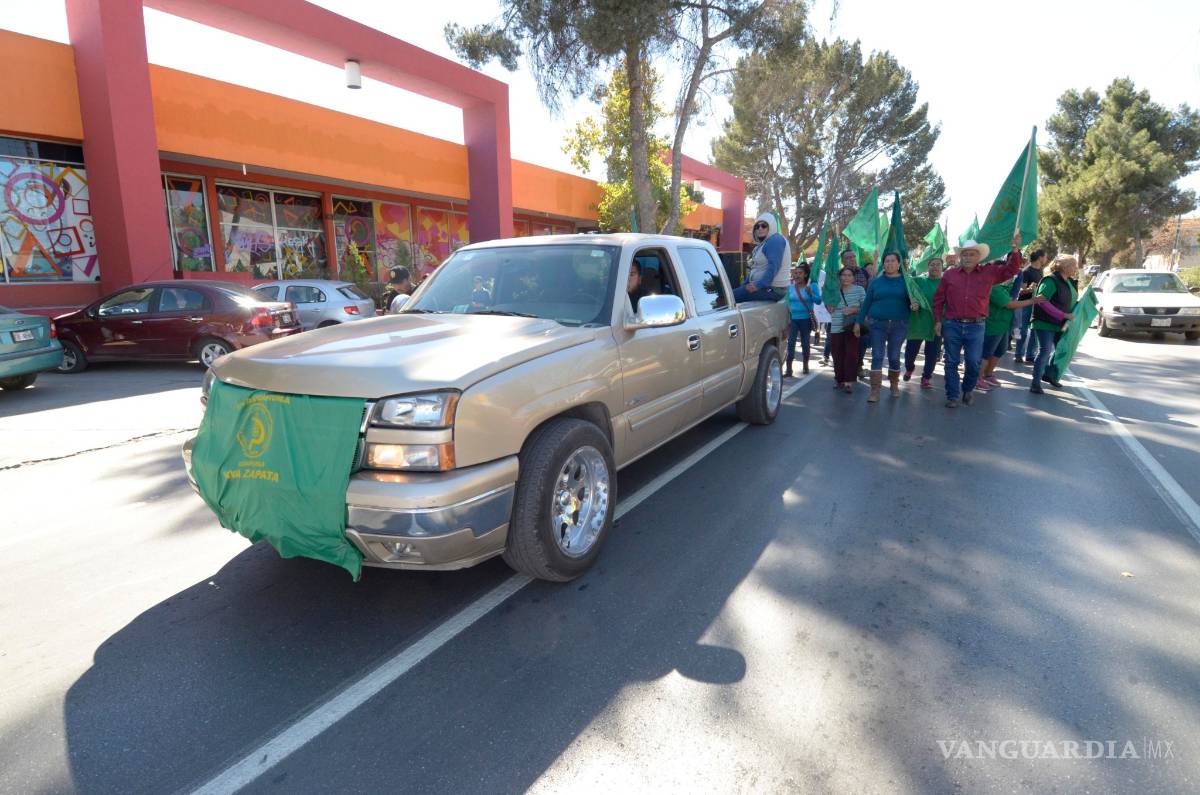 $!Se manifiestan contra gasolinazo en Saltillo