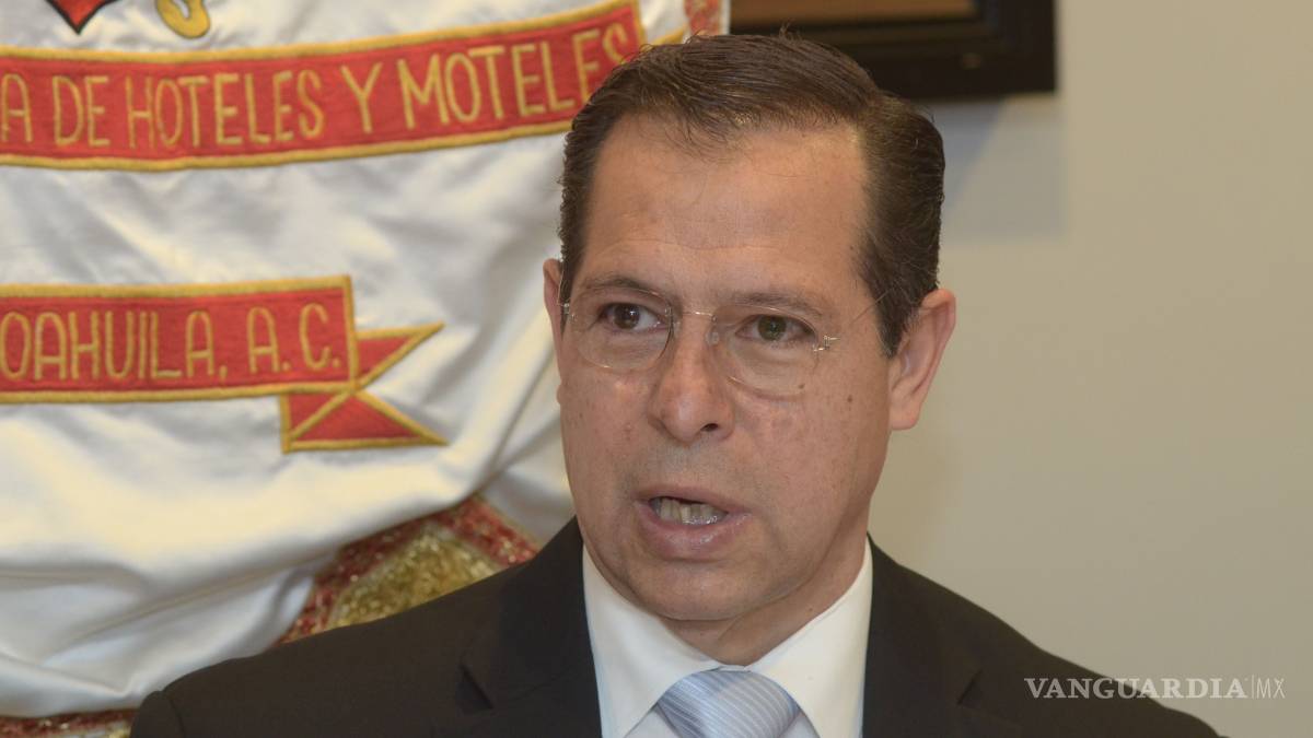 Cambio de horario beneficia a hogares, no a empresarios