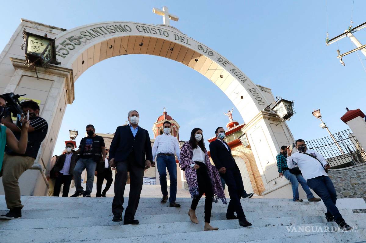 $!Con la Sana Distancia festejan los 443 años de Saltillo