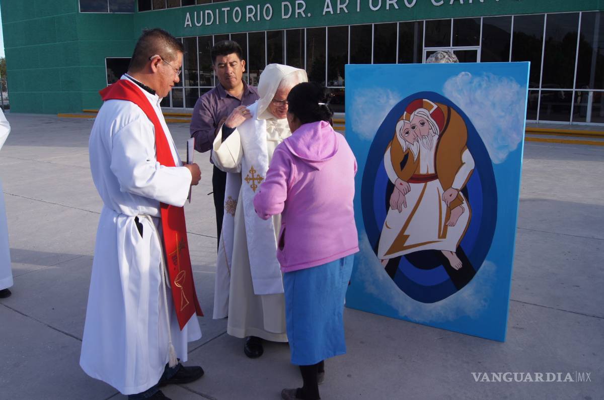 $!Abre la puerta santa en la iglesia de Cuatrociénegas