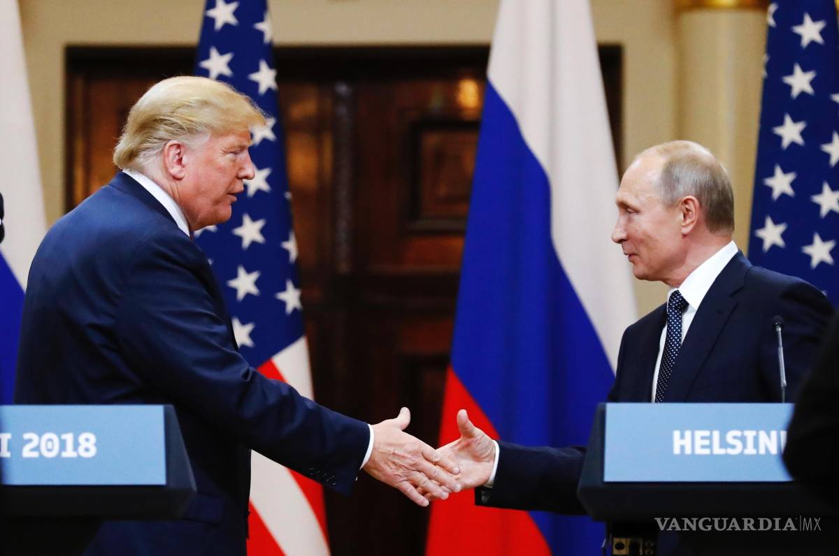 $!En su conversación de 90 minutos, Donald Trump y Vladímir Putin acordaron iniciar las negociaciones para poner fin a la guerra.