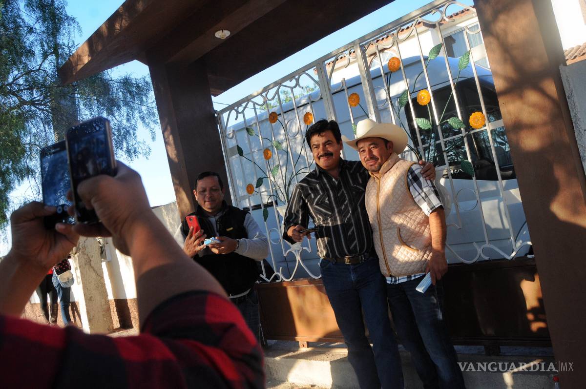 $!Se respira la fiesta en la comunidad de La Joya a unas horas de los XV años de Rubí