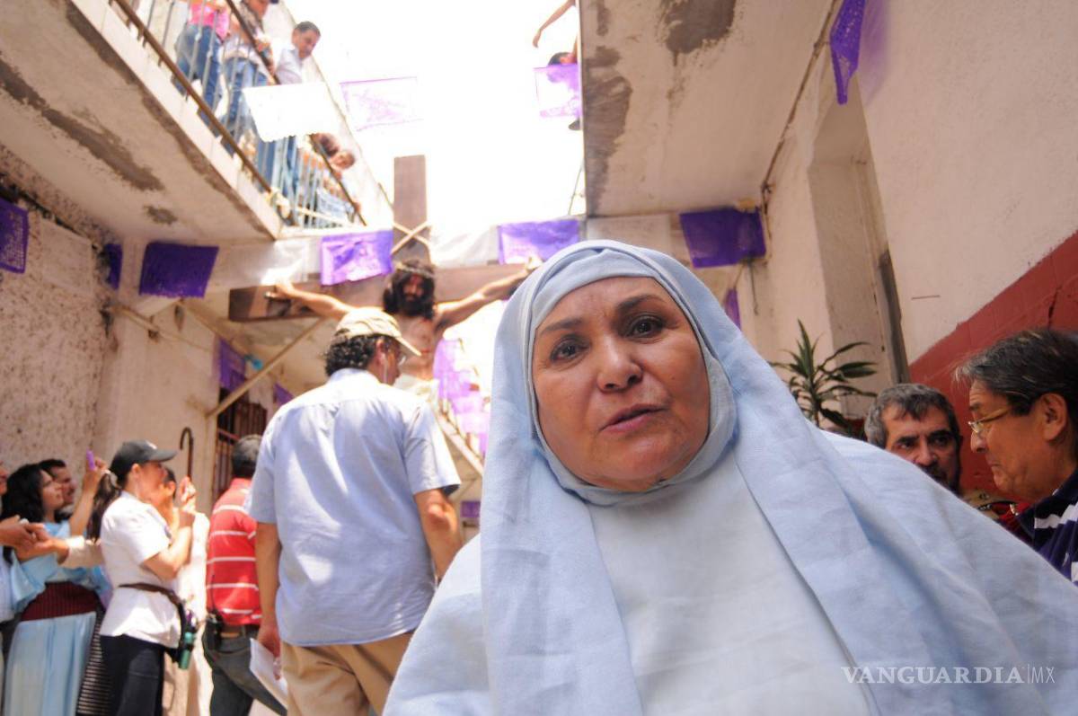 $!21 de abril de 2011. Carmen Salinas interpreta a María durante las grabaciones de la telenovela “El Triunfo del Amor”. Cuartoscuro/Francisco Rodríguez