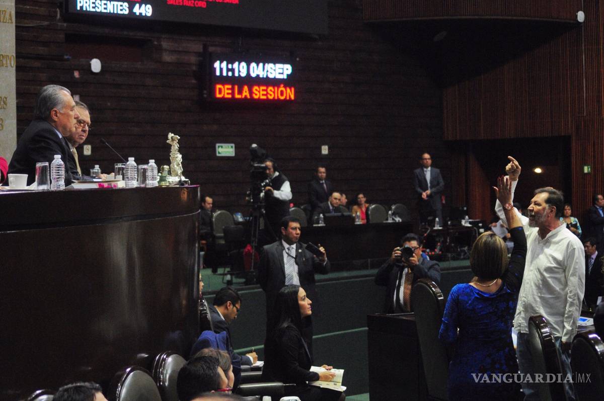 $!Muñoz Ledo y Fernández Noroña protagonizan 'round' en la Cámara de Diputados
