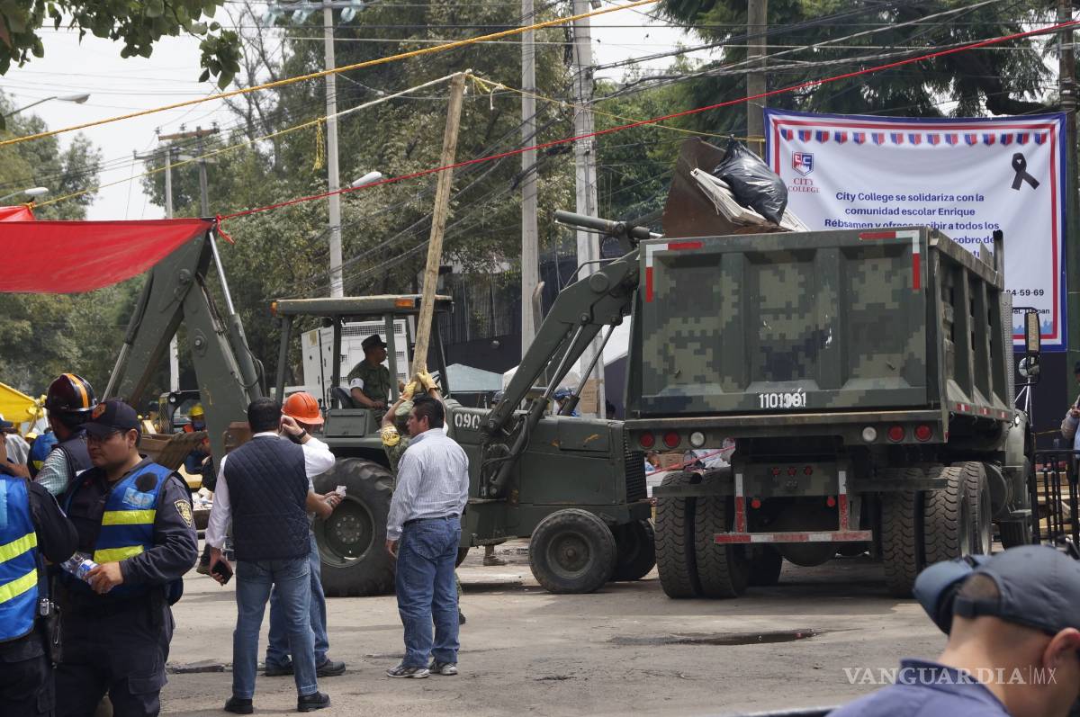 $!Trabajos de rescate en colegio Rébsamen continúan a tres días del sismo (Cobertura Vanguardia)
