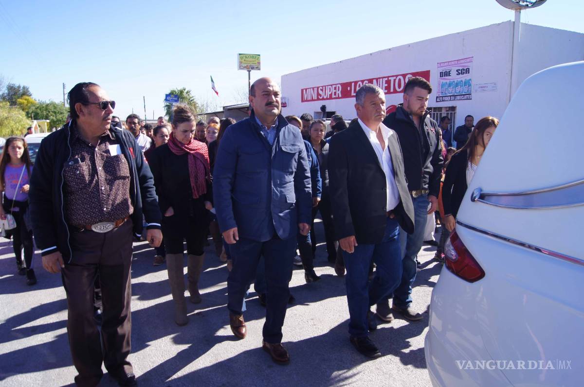 $!"Gaby Kobel, te amaré siempre”, dice esposo de alcaldesa de Juárez en homenaje póstumo