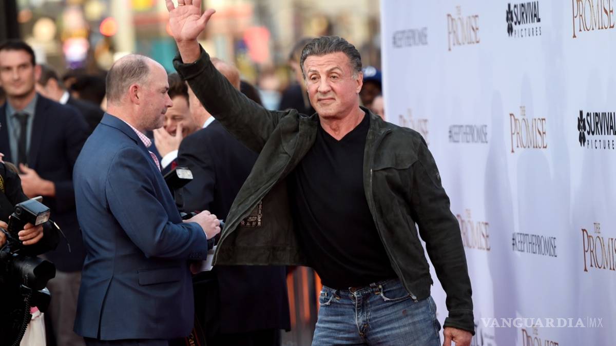 Demanda Sylvester Stallone a Warner Bros por estafa