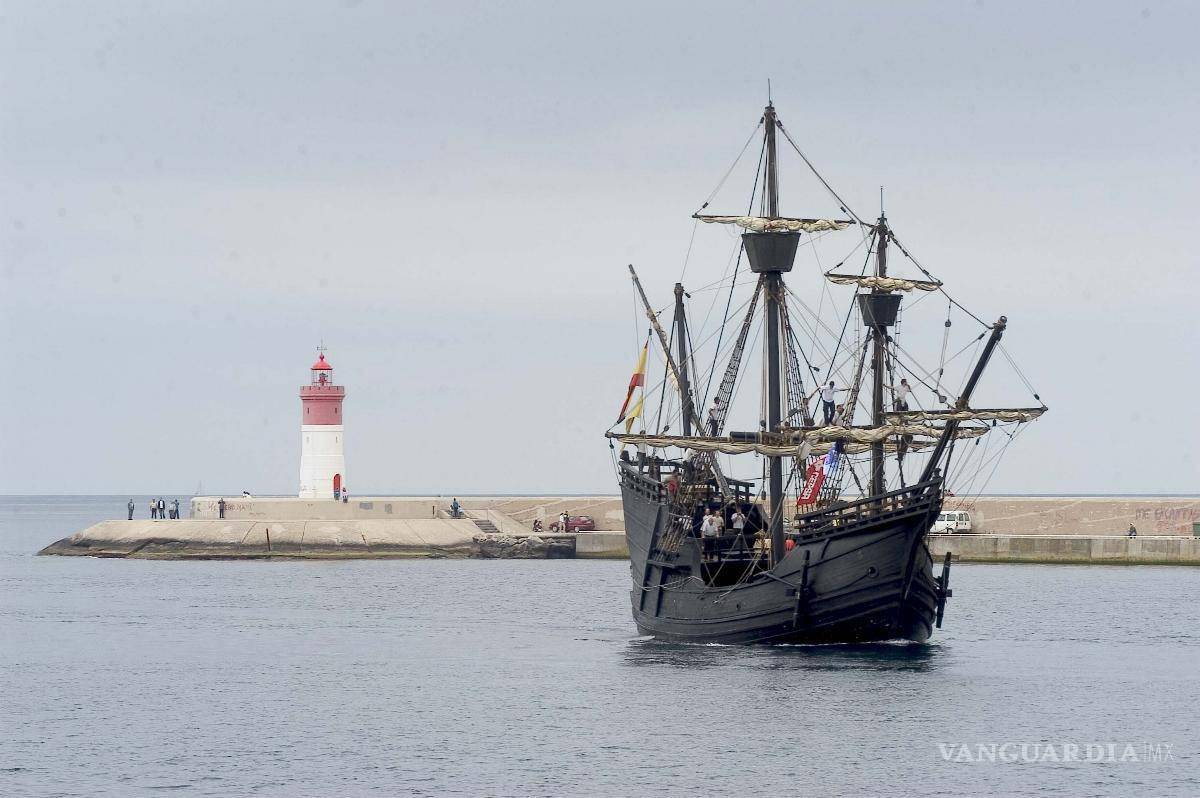 $!Réplica de la Nao Victoria a su paso por Cartagena para promocionar la 32 Copa de América. EFE