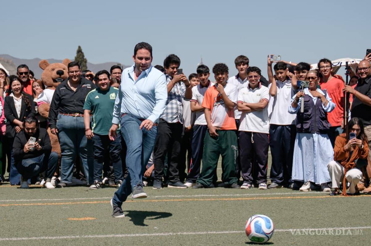 $!En el torneo Interprepas 2026 participarán 26 preparatorias de Saltillo y más de 250 estudiantes que competirán en encuentros de fútbol siete.