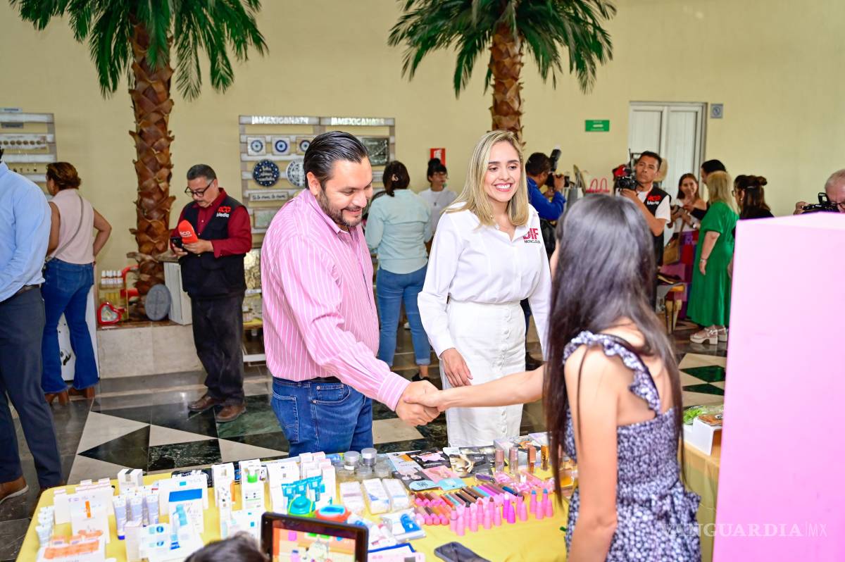 $!Dulces, joyería y textiles fueron parte de la oferta en el Mercadito del Día de las Madres.