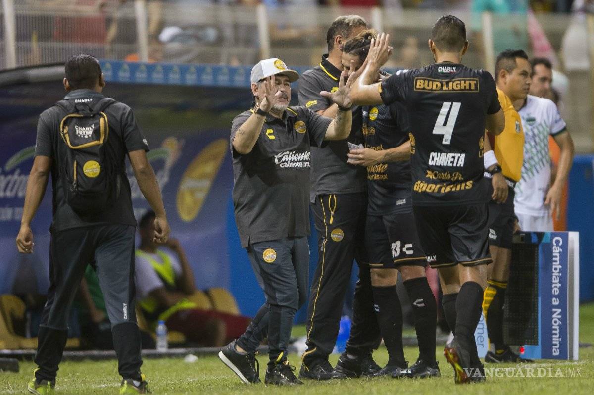 $!Maradona se saca un '10' en su debut y el '10' de su equipo le da sus primeros tres puntos con Dorados